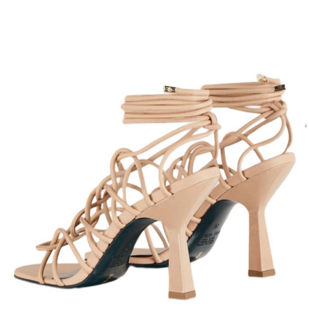 8X0067/L048/B743/000