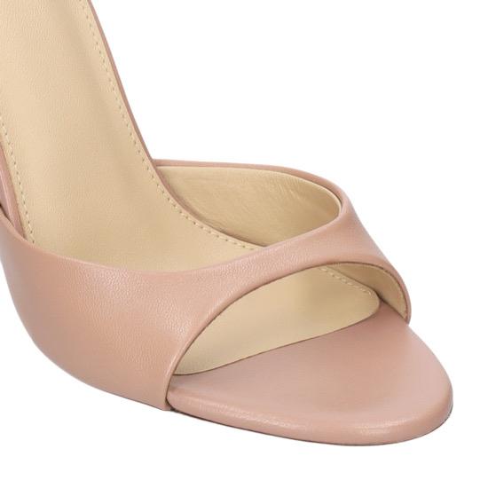 SANDALO IN PELLE NUDE