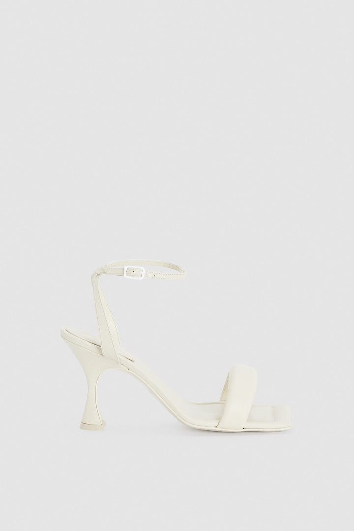 8X0044/L048/W338/000